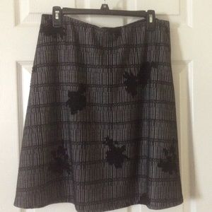 Flair Skirt with appliqués